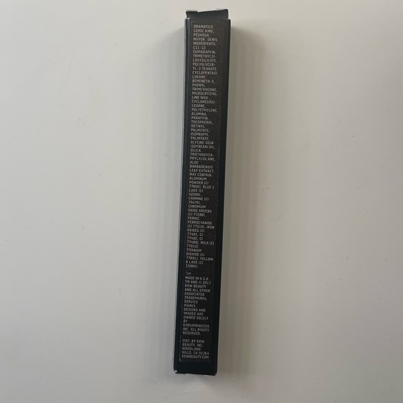 KKW Beauty - Créme Color Stick (Muyor) - Picture 6 of 6